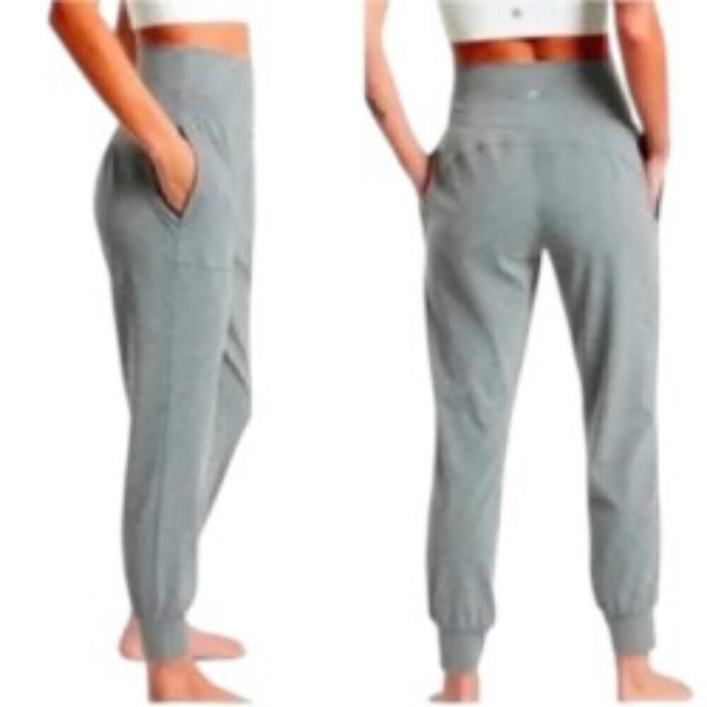 Athleta Salutation Jogger in Heather Green S/P